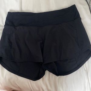 - Lululemon Speed Up Shorts -BLACK